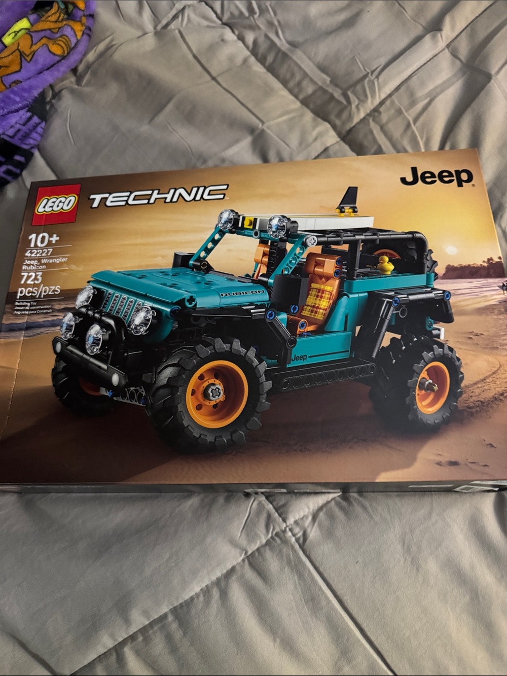 LEGO Technic Jeep Wrangler Model in Teal and Orange Accents